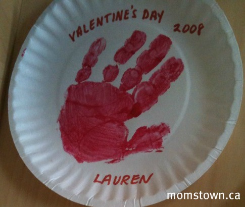 handprint valentines craft momstown